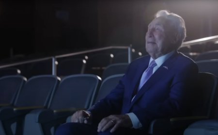 Tearful Lee Corso breaks down as Bill Belichick and Kirk Herbstreit lead tributes to departing broadcasting legend