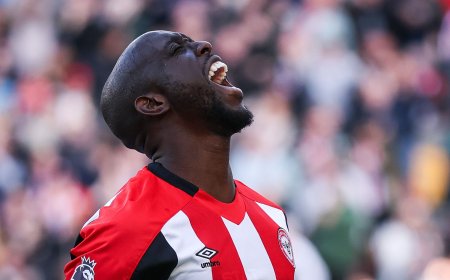 Yoane Wissa transfer saga takes fresh twist in shock Brentford team news