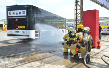 台南再添10輛電動公車　新營客運完成消防演練分批上路