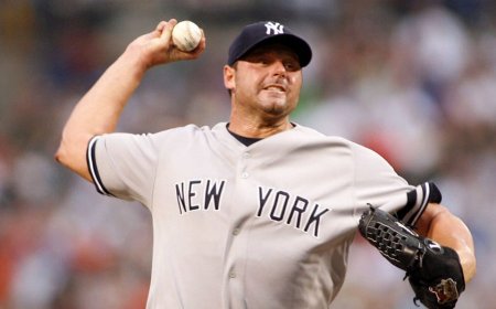 Roger Clemens thanks Trump for Baseball Hall of Fame support, hits back at critics