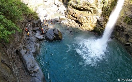 最新搜救畫面曝！19歲男大生「古坑樟湖吊橋」戲水失蹤　衣物留岸邊