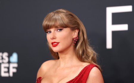 Why Taylor Swift Chose August 26 as Engagement Announcement Date