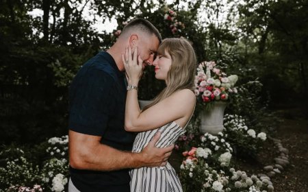 Taylor Swift and Travis Kelce ‘FaceTimed’ His Parents After Engagement