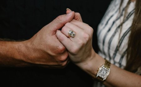 How Travis Kelce Picked Out Taylor Swift's Engagement Ring: Source 