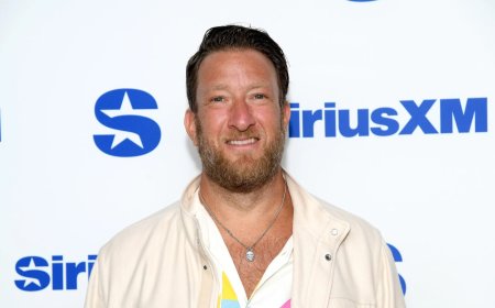 Dave Portnoy puts ‘petty rivalry’ with Travis Kelce aside to congratulate Taylor Swift on engagement while calling out Kanye West