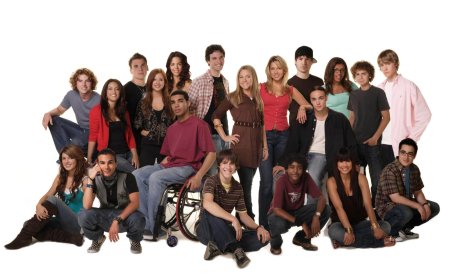 Drake Reveals 'Degrassi' Costar Was '1 of' His 1st Kisses in Doc Trailer