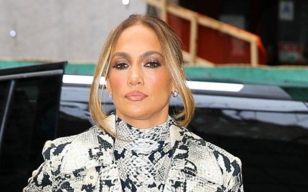 Jennifer Lopez's Former Co-Star Brutally Shades The Singer With Just One Word