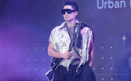 蔣萬安走秀「裝高冷」笑場破功　穿設計師訂製服挺「台北好時尚」