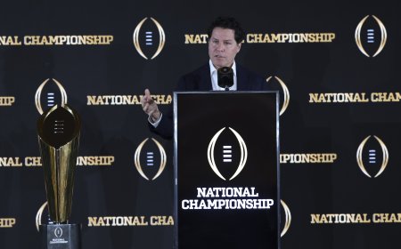 ESPN Broadcaster Lee Corso's Family Guide: Meet His Wife and Kids