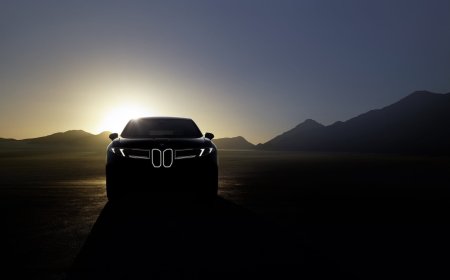 宝马预告全新 iX3 纯电 SUV，前脸“双肾”依旧傲人