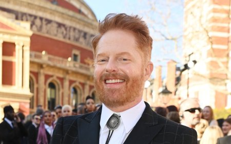 Jesse Tyler Ferguson Reveals the Advice He Gives Friends In Throuples