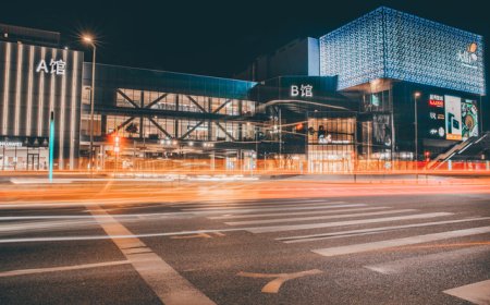 龙湖上半年营收587.5亿，要让运营和服务业务成集团增长盘