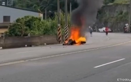 重機起火畫面曝！騎士台3線獅潭段疑過彎失控　打滑自摔衝對向