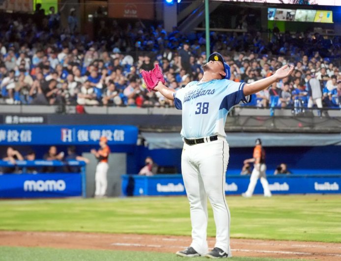 李吳永勤苦熬9年初嚐勝投滋味 牛棚都在喊見證感動時刻