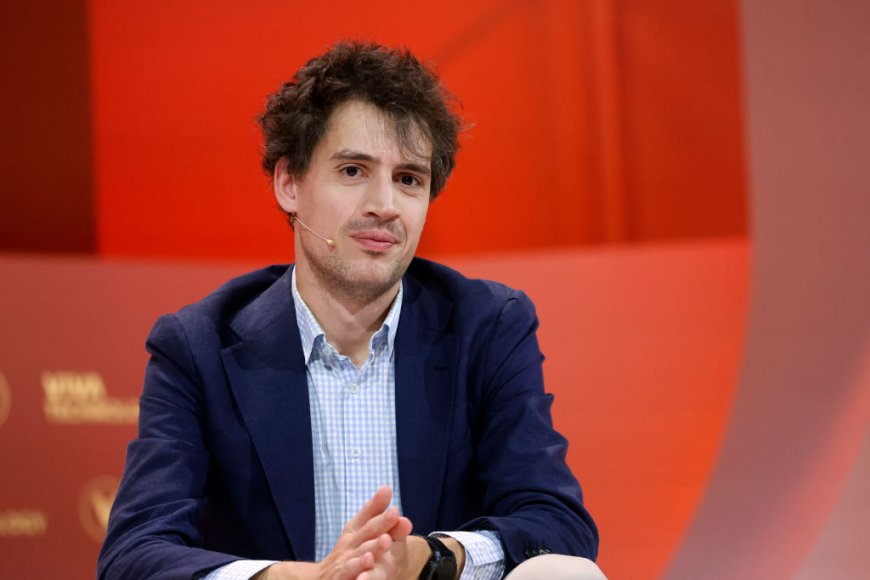 French AI Startup Mistral Seeks $10-Billion Valuation in New Fundraising Round