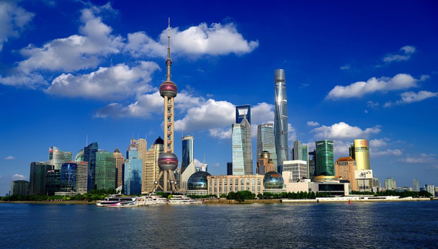 7月我国出口继续高增,贸易转移现象突出