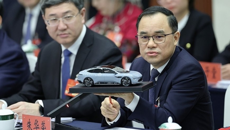 至少570万!长安汽车及控股股东董事、高管拟增持公司股份