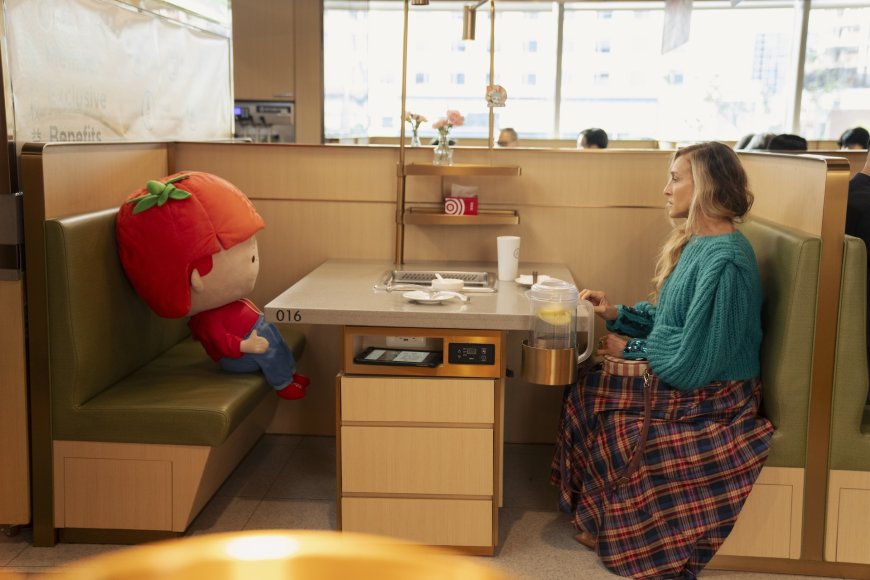The ‘And Just Like That’ Finale Was a Fittingly Bizarre End to a Bizarre Show: TV Review