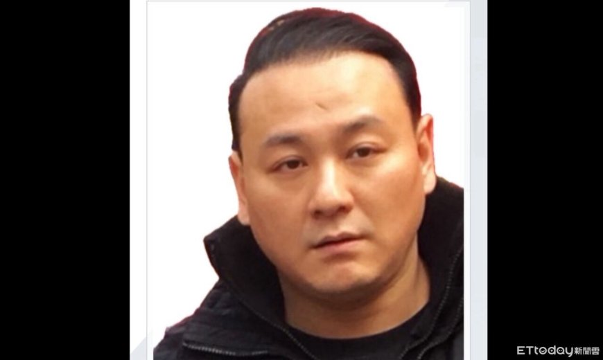 白狼之子張瑋侵占公款逃漏稅拒入監　警發查緝專刊！正面照曝光