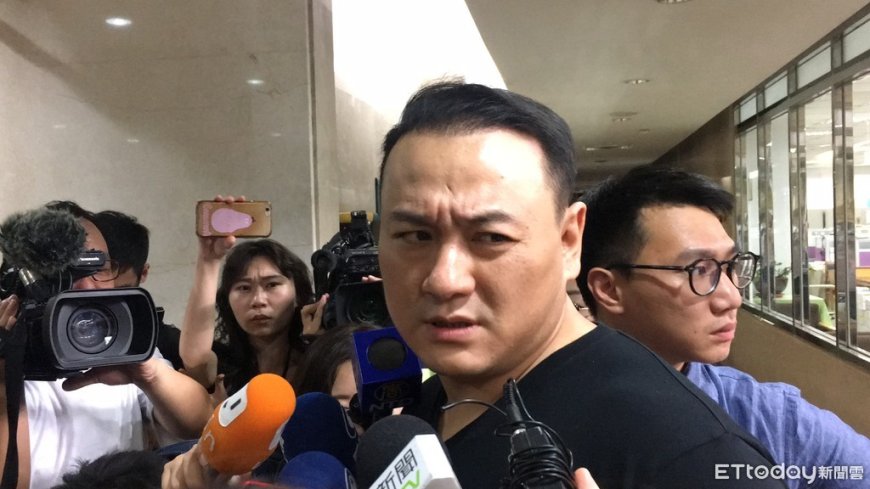 白狼之子張瑋侵占公款未入監遭通緝　傳出早已離台至少半年