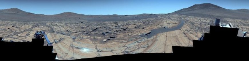 96 张照片拼接,NASA 毅力号拍摄到火星表面最清晰全景图