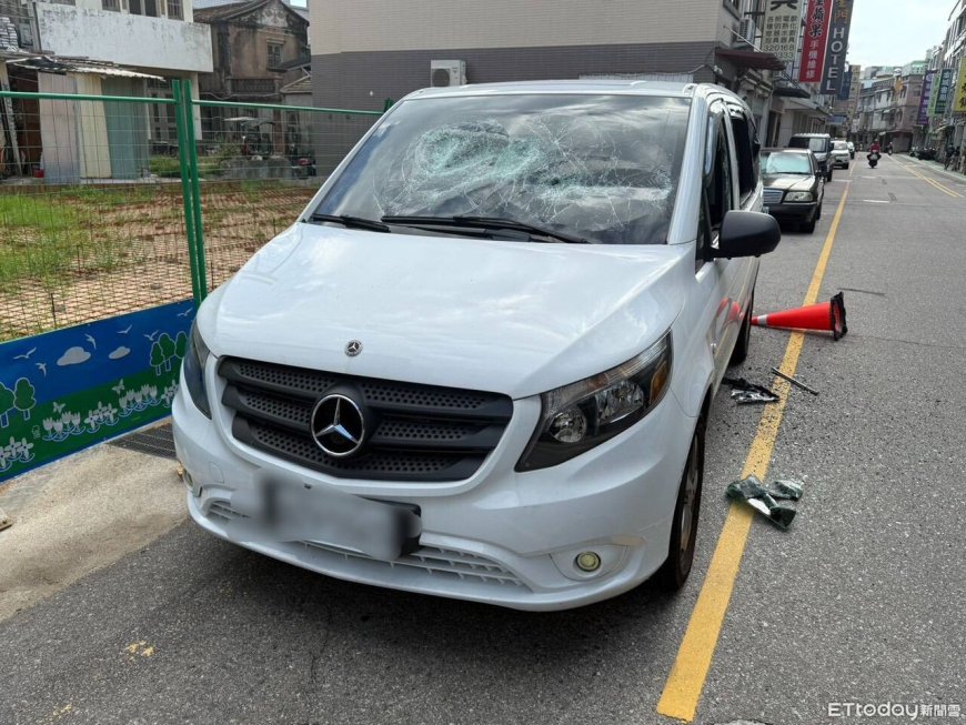 金門連爆2起砸車！賓士車窗全破慘況曝　疑拖欠薪水遭下重手