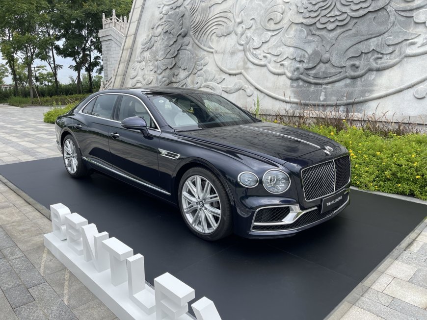 全球仅一台,宾利飞驰 MULLINER“熊猫”特别版发布