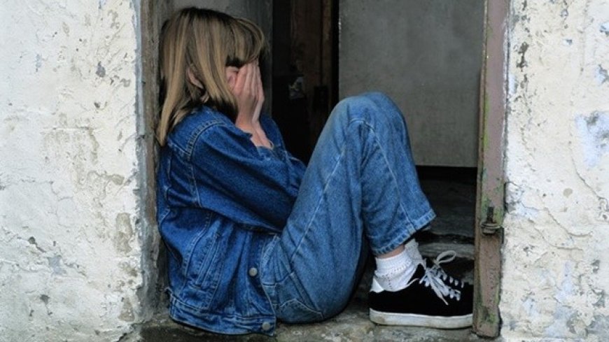 第一次見面少女遭網友襲胸！尿遁逃離　他辯：我易怒失控推人