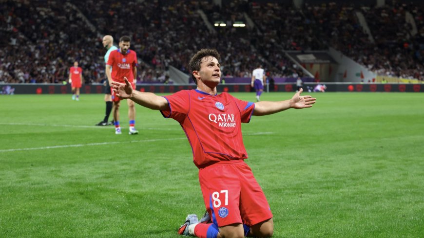 Former Chelsea and Man United target joins elite 20-man club with outrageous Paris Saint-Germain display
