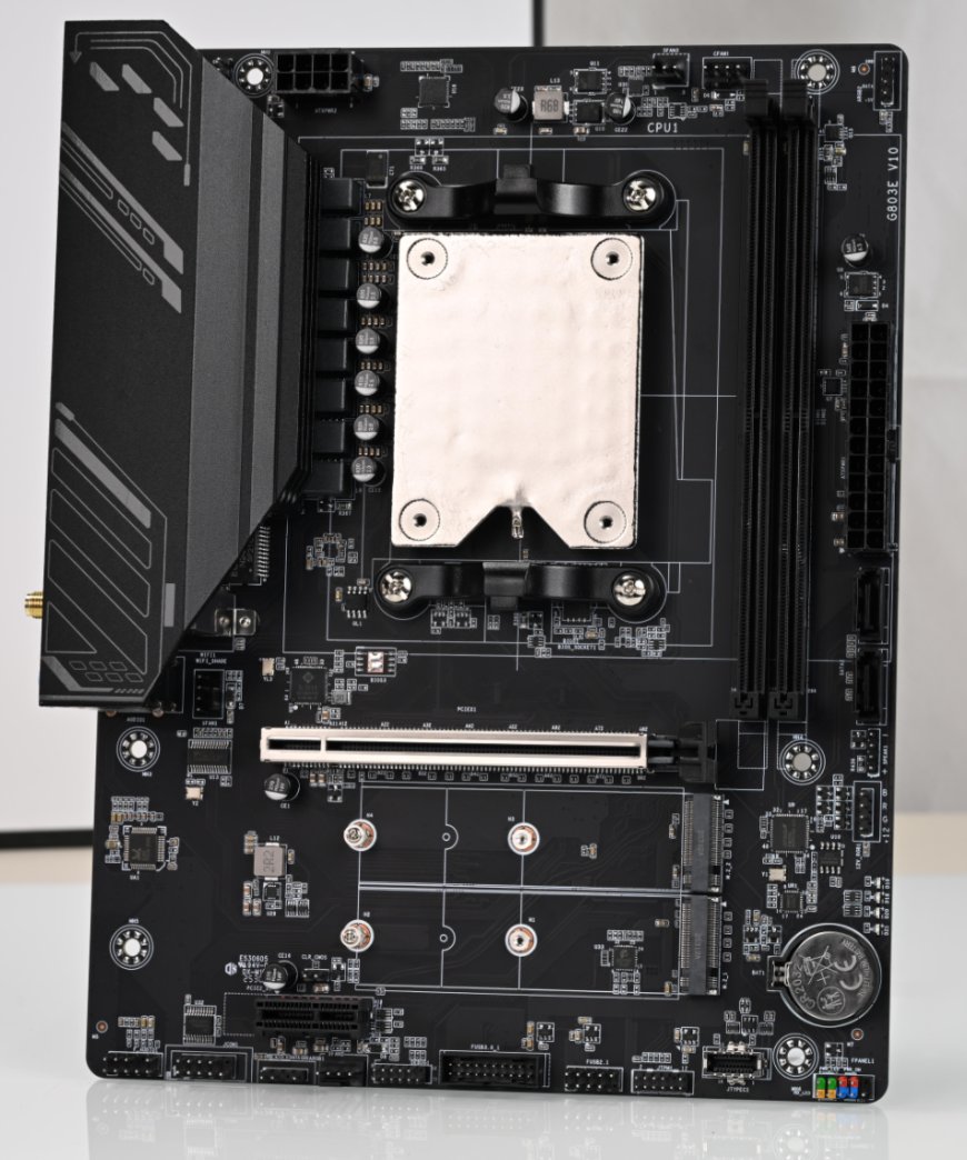 尔英发布瑶光 MoDT M-ATX 主板:搭载 AMD 锐龙 7000HX "Dragon Range" 处理器