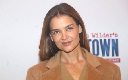 Katie Holmes’ Comfy Sweater Gives New England Rich Mom Vibes — Get the Look for $33