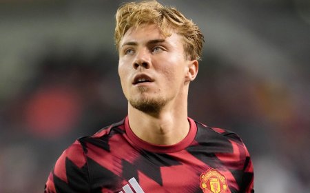 Rasmus Hojlund ends Manchester United nightmare with transfer clause on Napoli loan deal included