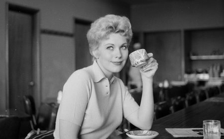 Kim Novak, 92, says 'it's close to the end' as Hollywood legend reflects on leaving industry at career peak