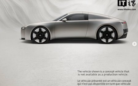 奥迪官方提前泄露全新纯电概念跑车图片，定位介于 TT 与 R8 之间