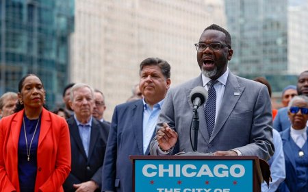 Chicago residents beg for more help as crime wreaks 'havoc’ and more top headlines