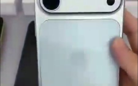 疑似苹果 iPhone 17 Pro Max 量产机泄露，后盖设计大变