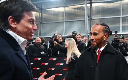 Lewis Hamilton faced ‘dreaded conversation’ with Toto Wolff if he stayed at Mercedes