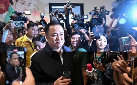 泰国代总理在竞选领导人期间寻求解散议会