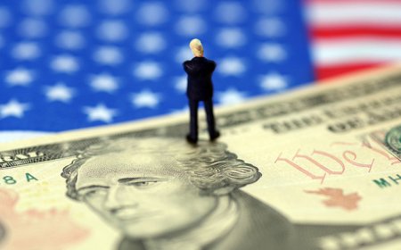 美国财长本周五起面试鲍威尔接任者，候选名单扩大至11人