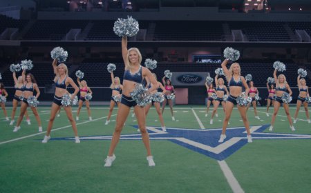 Dallas Cowboys Cheerleaders' Victoria Is Still Trying to Make the Rockettes 