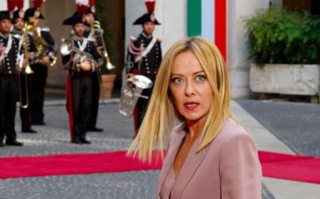 梅洛尼承诺保护参与“坚韧船队”行动的意大利人