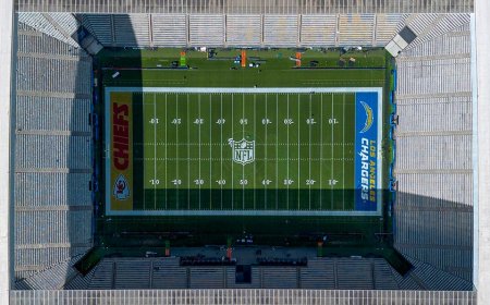 Chargers fans upset with Chiefs logo appearing in end zone during designated home game in Brazil