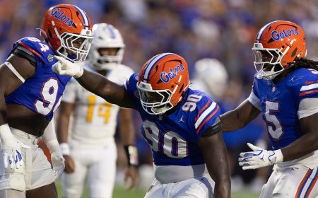 Florida defensive lineman ejected for spitting on player during opponent's game-winning drive