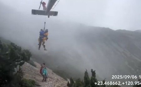 女登山客受傷！空勤總隊驚險救援畫面曝光　雲霧濃密嚇壞網友