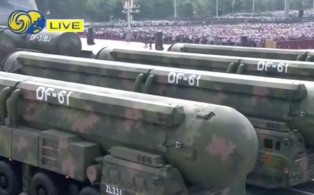 定海神针！“战略打击群”受阅，多款导弹首次亮相