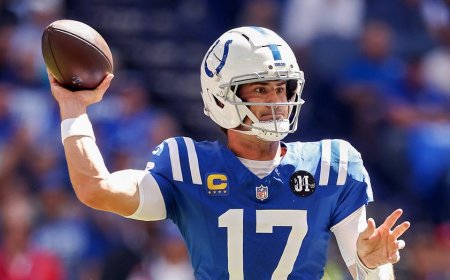Daniel Jones rushes for 2 touchdowns in dominant Colts debut against Dolphins