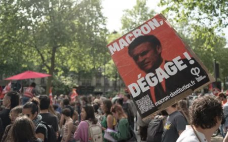 法国处于十字路口：全面封锁与政府面临的垮台威胁