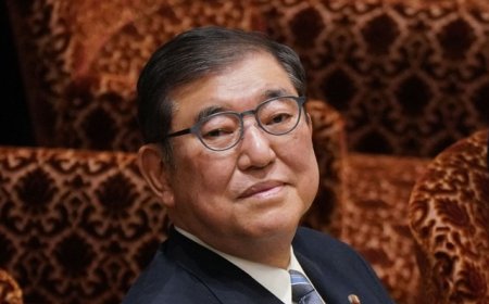 日本首相石破茂宣布辞去自民党总裁职务，称自己已完成阶段性任务