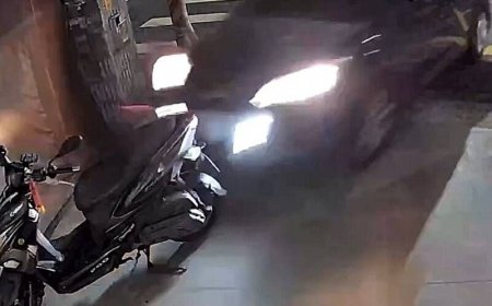 彰化轎車衝騎樓撞爛機車！下車扶正裝沒事落跑　駕駛挨罰+吊照