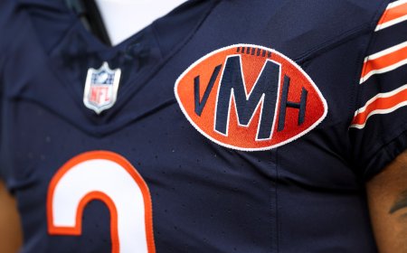 What is the patch the Chicago Bears are wearing on their uniforms?